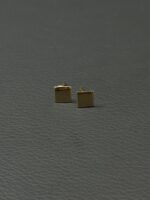 گوشواره مربع
