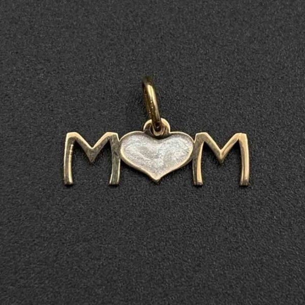 پلاک mom وسط قلب مینا
