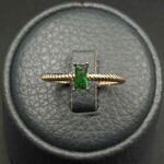 انگشتر نگین باگت ریز